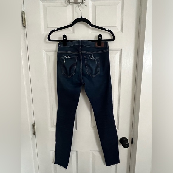 Hollister low rise distressed super skinny jeans - Picture 2 of 3